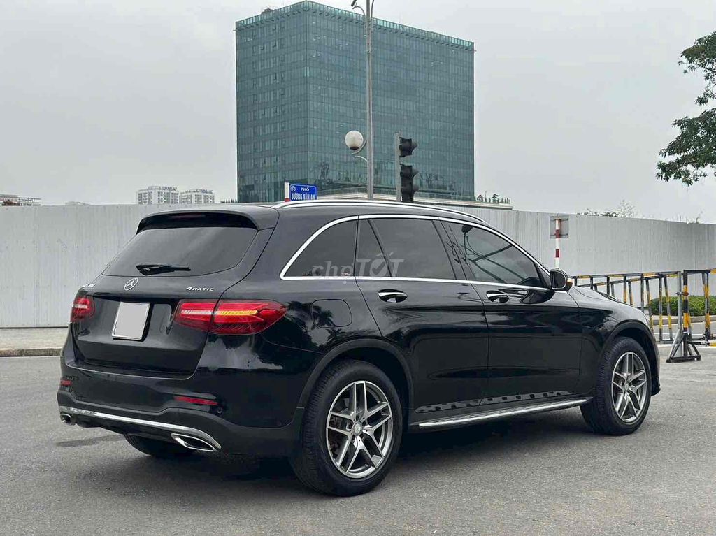 Mercedes-Benz GLC 300 4Matic 2018 - ảnh 5