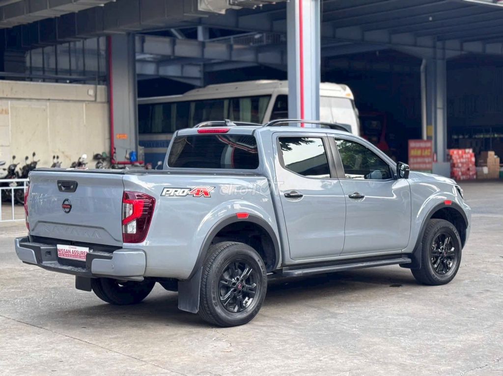 Nissan Navara 2021 - ảnh 4