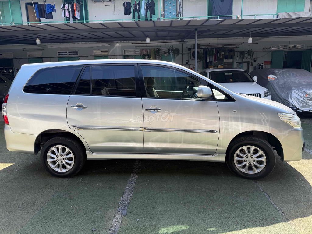 Toyota Innova 2015 - ảnh 2