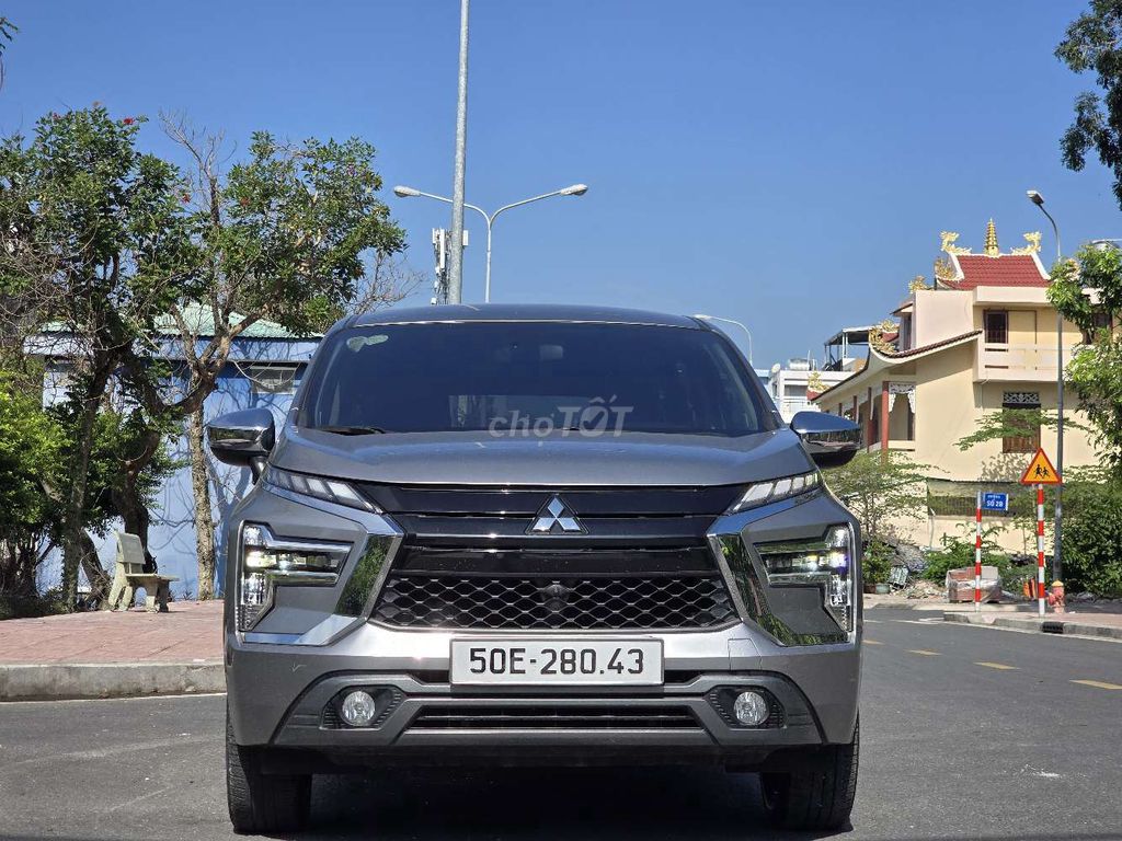 Mitsubishi 2025 - ảnh 1