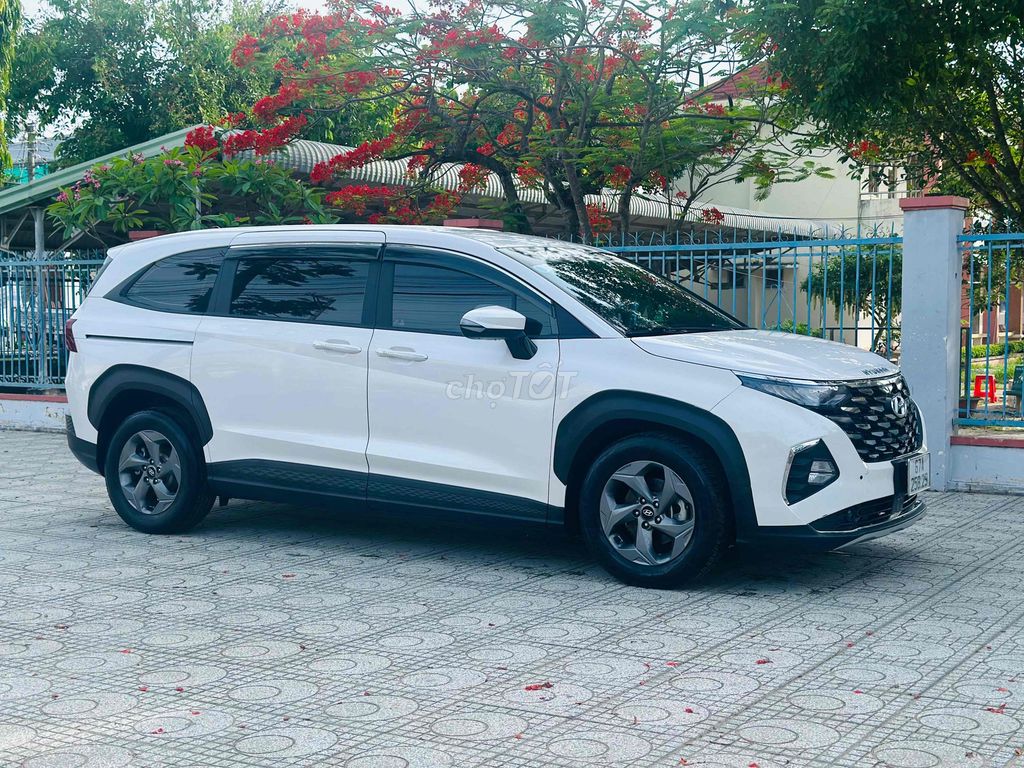 Hyundai Custin 2024 - ảnh 3