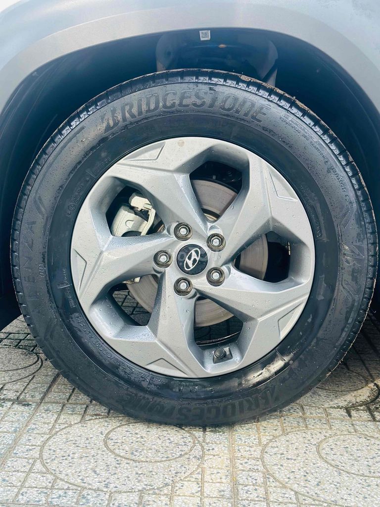 Hyundai Custin 2024 - ảnh 5