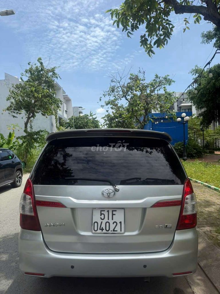Toyota Innova 2014 - ảnh 3
