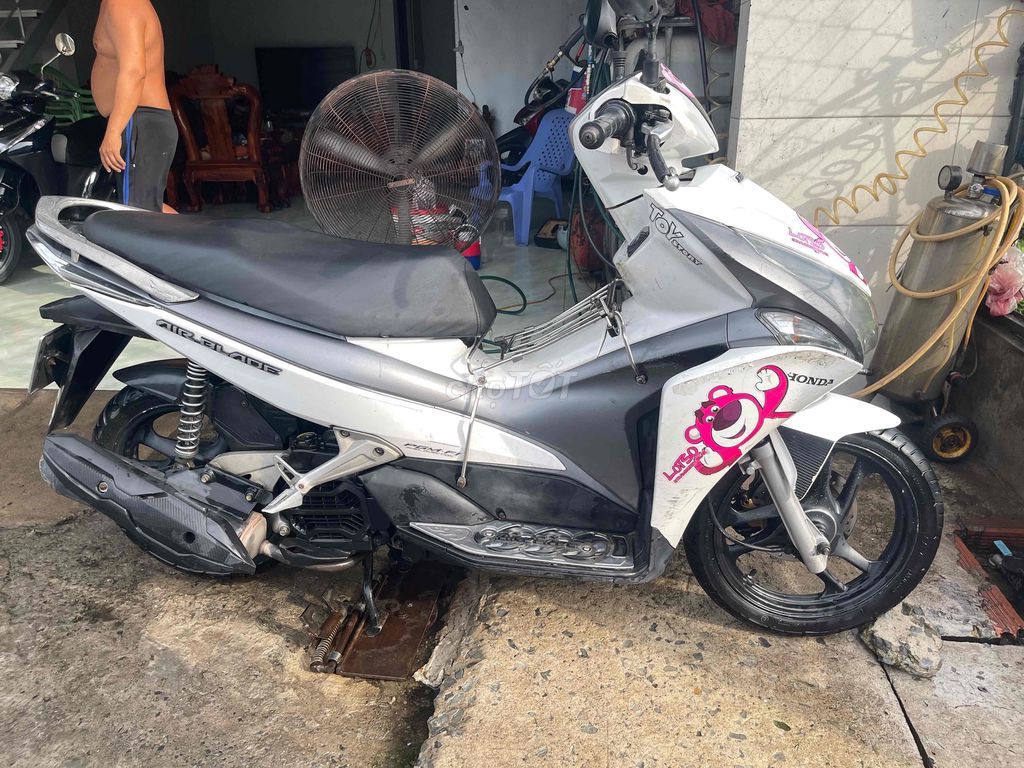 Honda Air Blade 2012 - ảnh 1