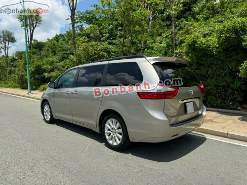 Toyota Sienna Limited 3.5 2017 - ảnh 3