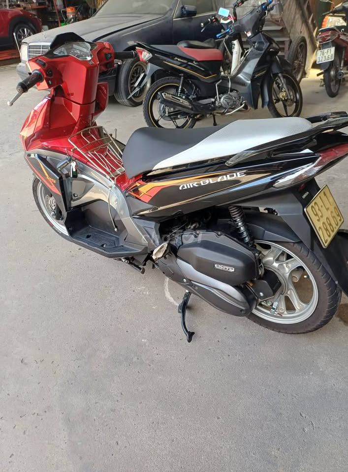 Honda Air Blade 2018 - ảnh 2
