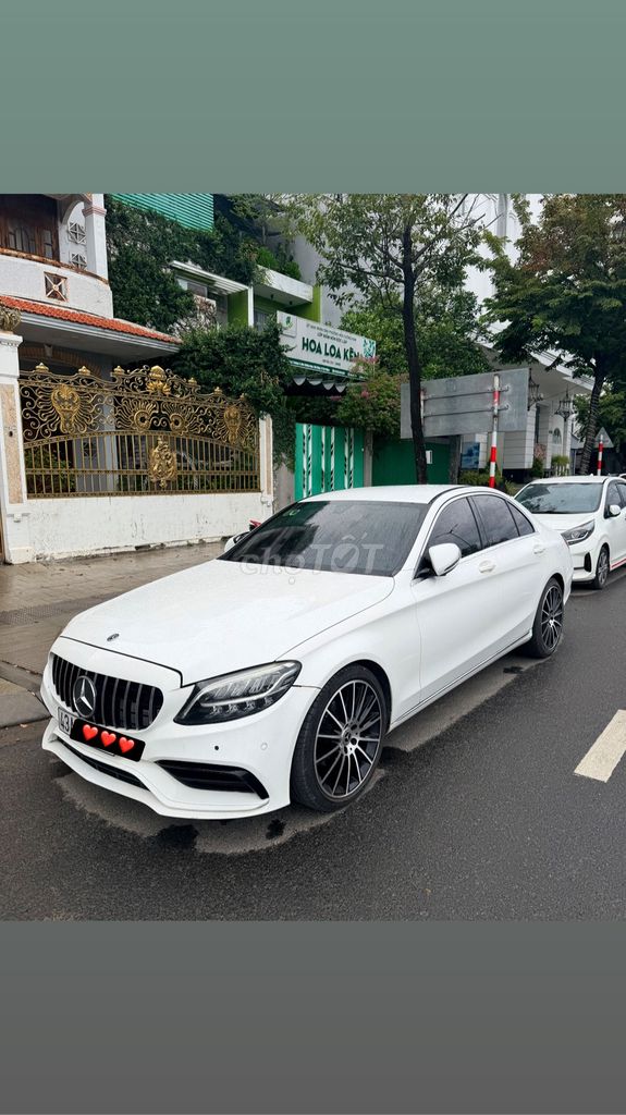 Mercedes-Benz 2019 - ảnh 2