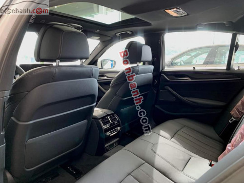 BMW 5 Series 530i M Sport 2022 - ảnh 5