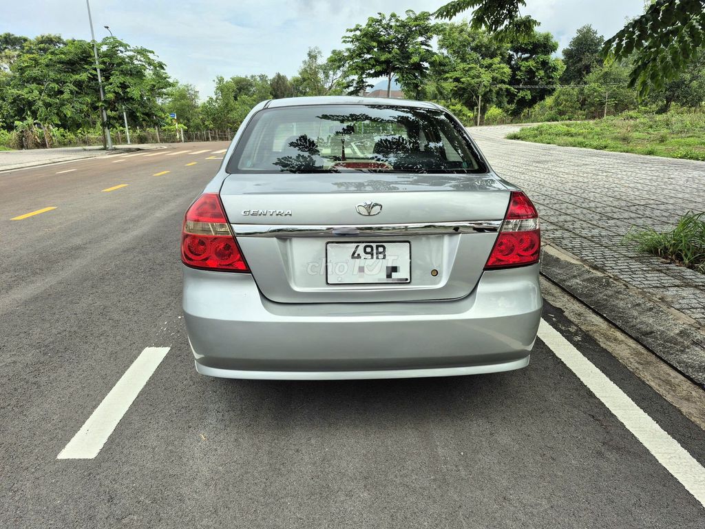 Daewoo Gentra 2011 - ảnh 3