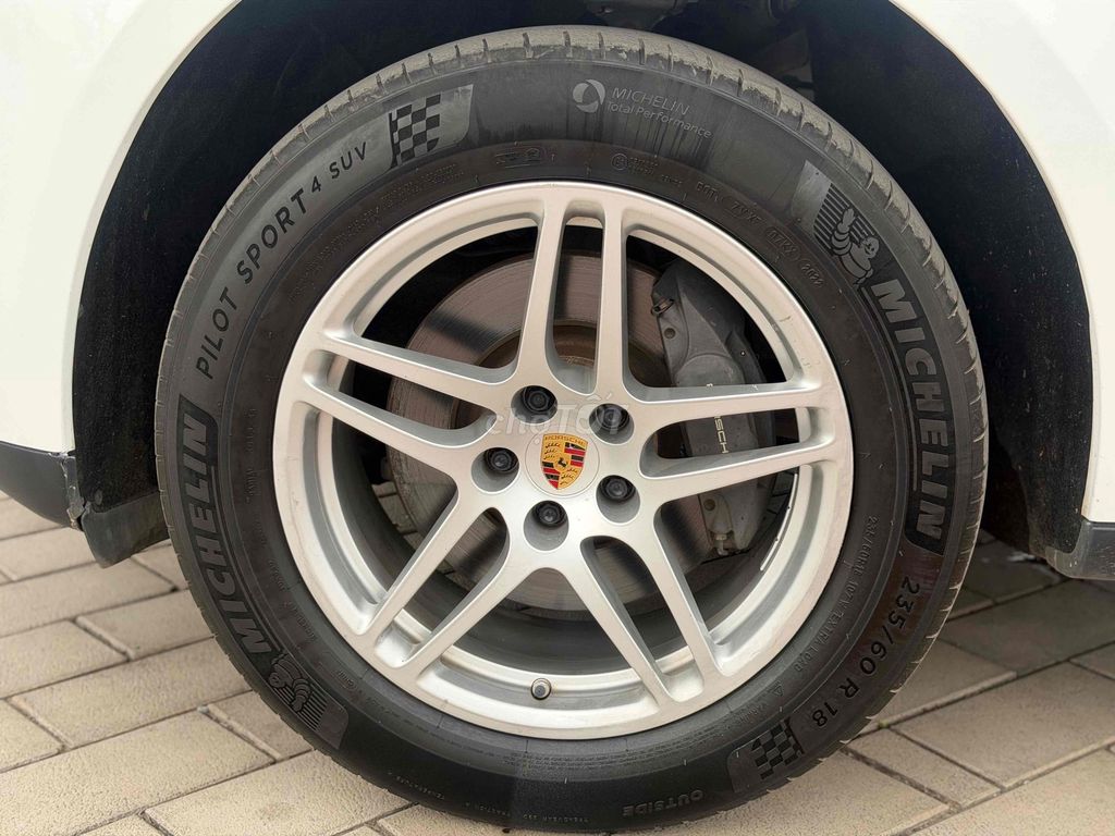Porsche Macan 2.0 2017 - ảnh 5