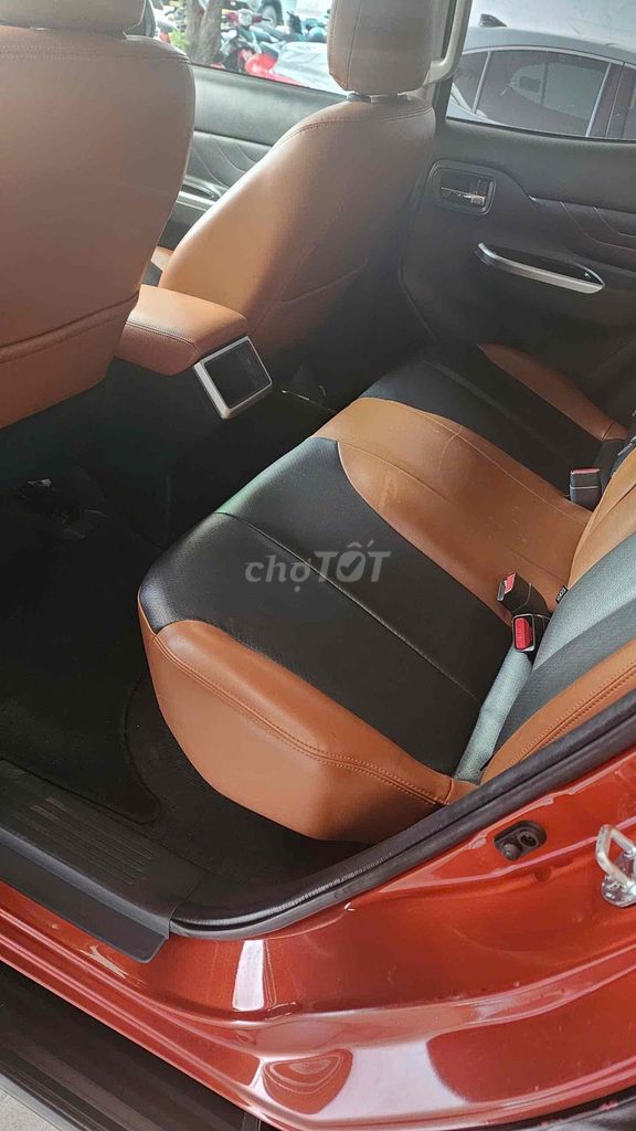 Mitsubishi Triton - ảnh 3