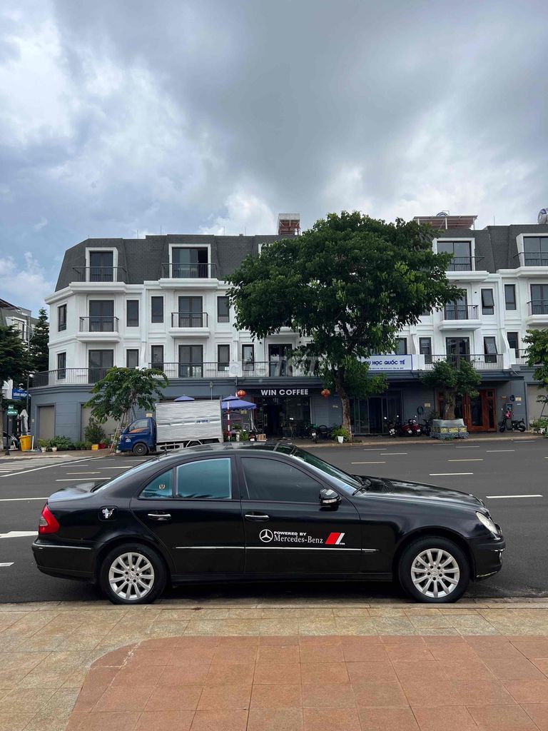 Mercedes-Benz 2006 - ảnh 3