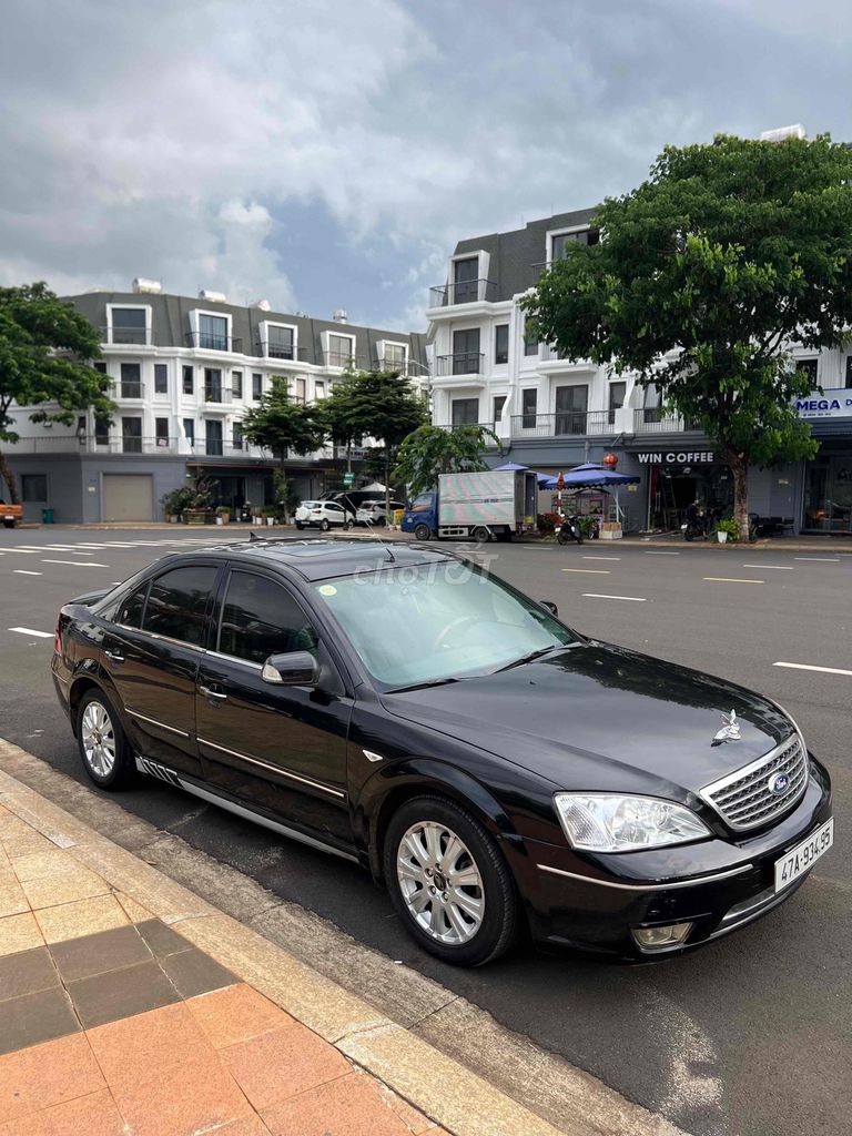 Ford Mondeo 2003 - ảnh 2