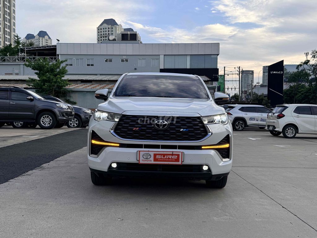 Toyota Innova Cross 2023 - ảnh 2