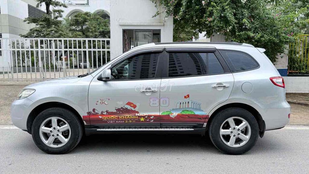Hyundai 2008 - ảnh 2