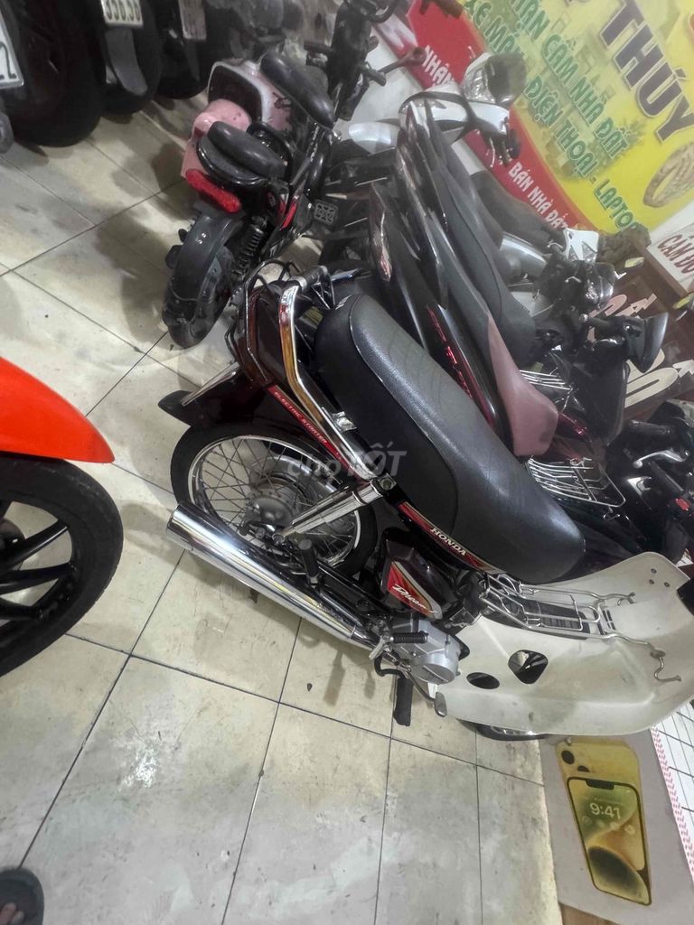 Honda Dream 1994 - ảnh 5