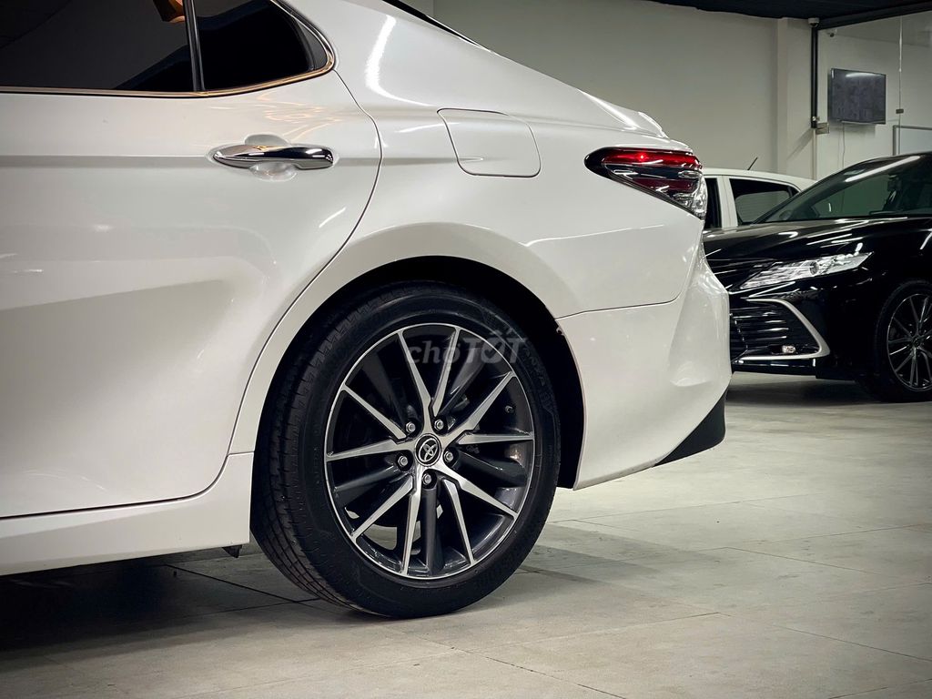 Toyota Camry 2.0Q 2022 - ảnh 5