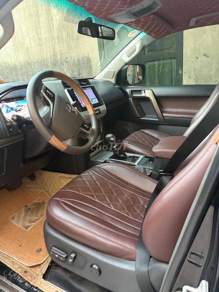 Toyota Land Cruiser Prado - ảnh 5