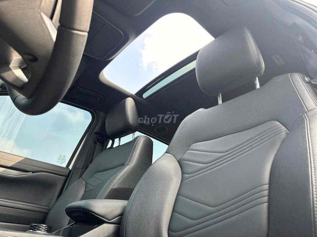 Ford Everest 2025 - ảnh 5