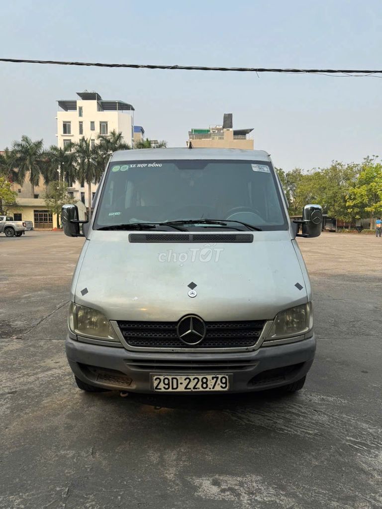 Mercedes-Benz Sprinter 2010 - ảnh 1