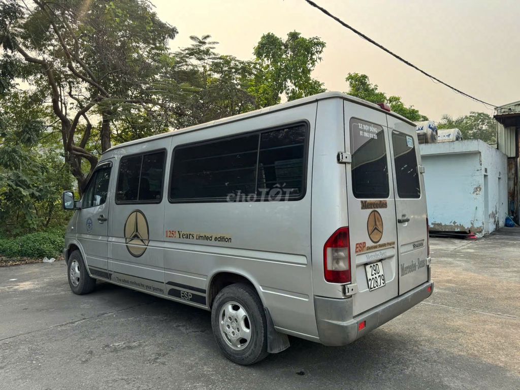 Mercedes-Benz Sprinter 2010 - ảnh 5