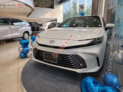 Toyota Camry 2026 - ảnh 1