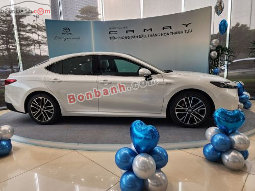 Toyota Camry 2026 - ảnh 2