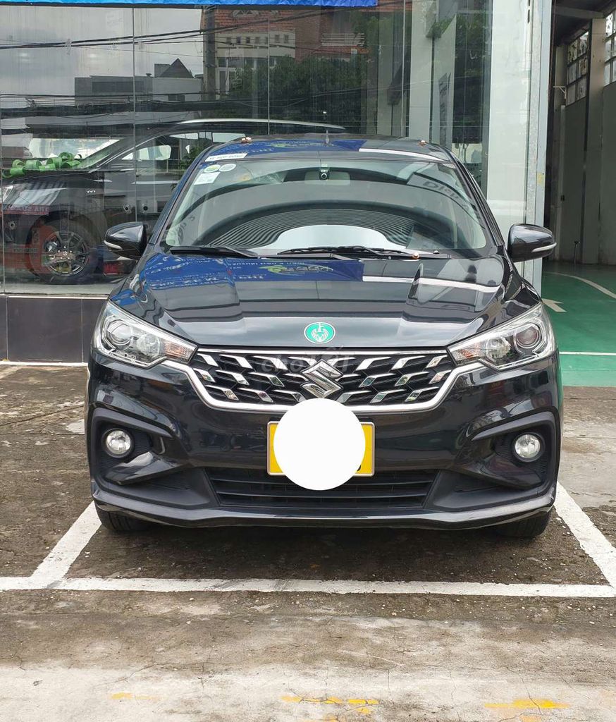 Suzuki Ertiga 2022 - ảnh 1