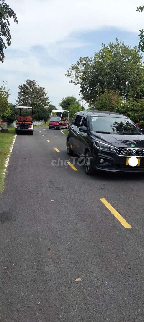 Suzuki Ertiga 2022 - ảnh 2