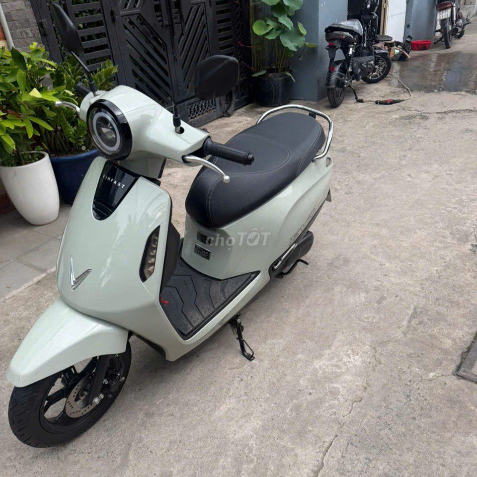 VinFast 2025 - ảnh 1