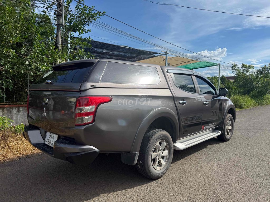 Mitsubishi Triton 2017 - ảnh 2