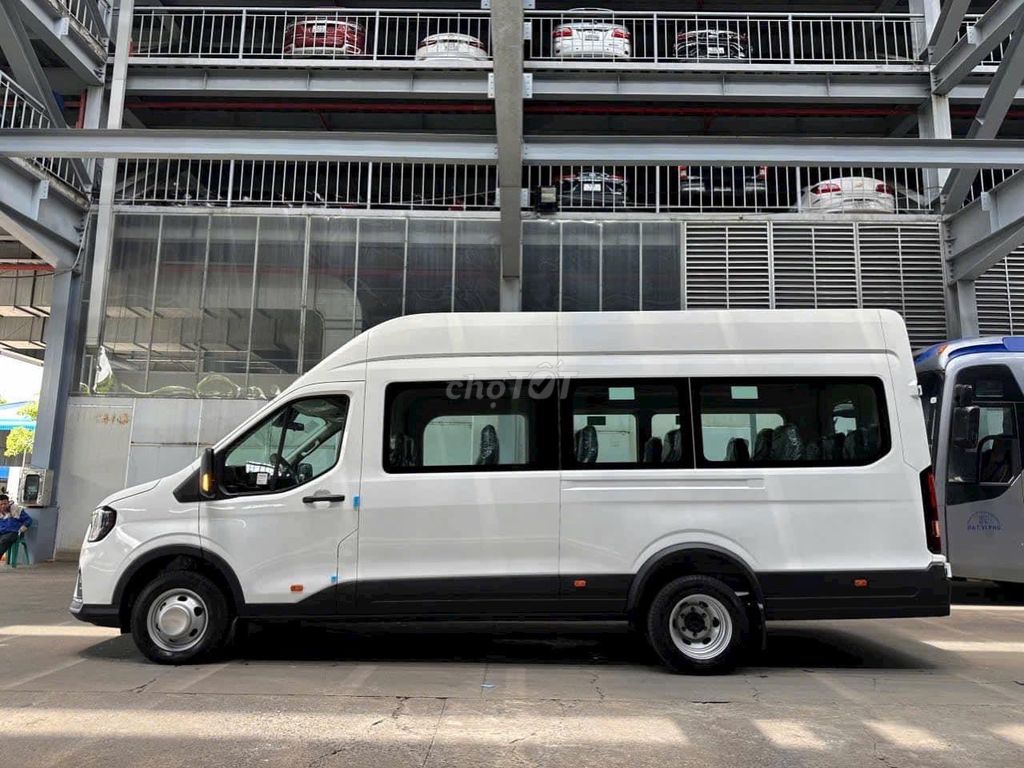 Ford Transit Premium 2025 - ảnh 5