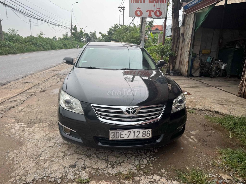 Toyota Camry 2.4G - ảnh 1