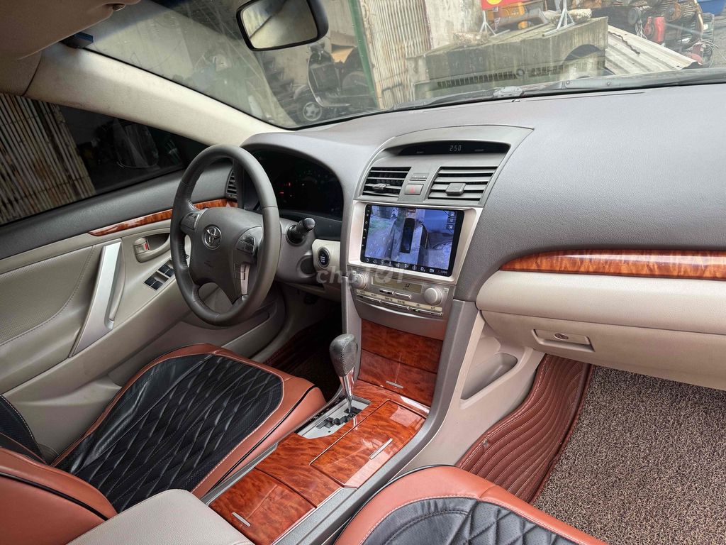 Toyota Camry 2.4G - ảnh 4