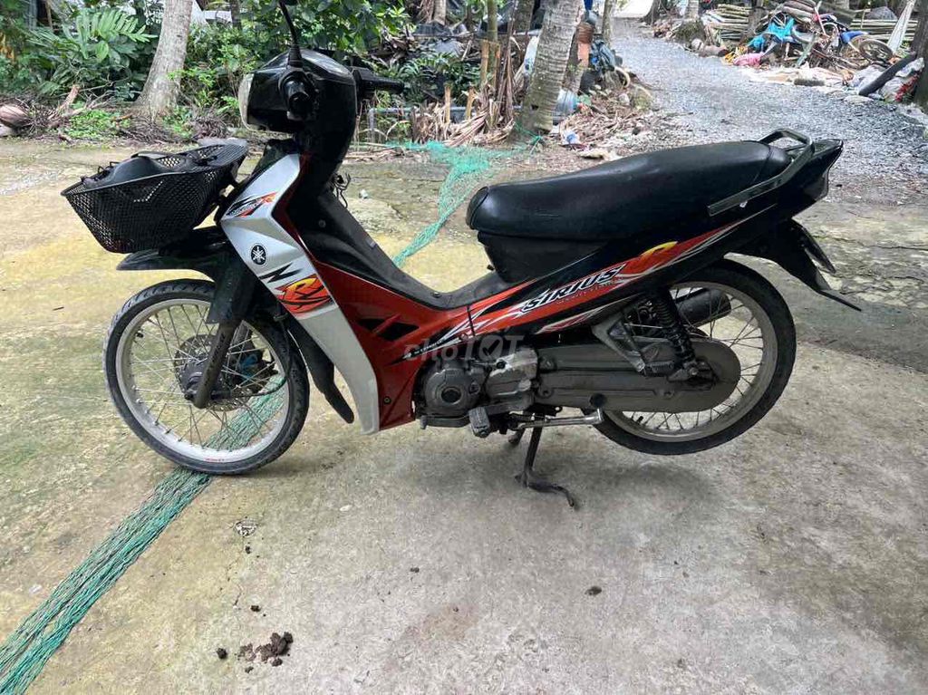 Yamaha Sirius 2012 - ảnh 3
