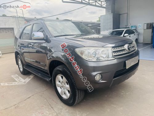 Toyota Fortuner 2.5G 2011 - ảnh 3