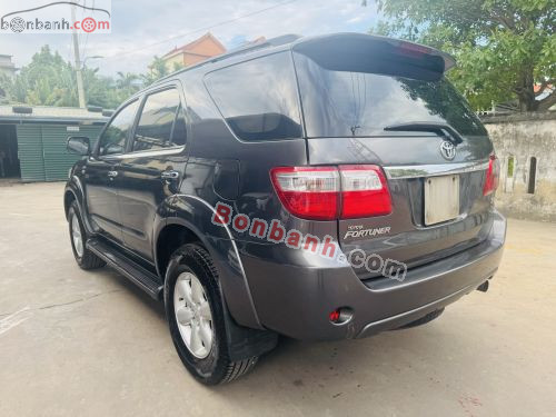 Toyota Fortuner 2.5G 2011 - ảnh 4