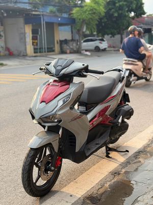 Airblade 2025 - ảnh 1