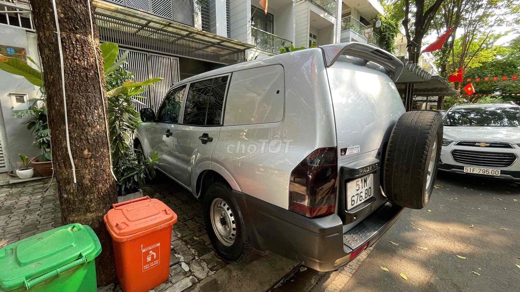 Mitsubishi Pajero - ảnh 5