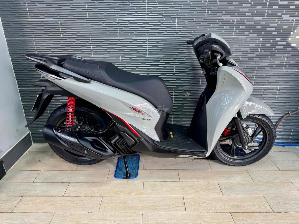 Honda SH 2023 - ảnh 3