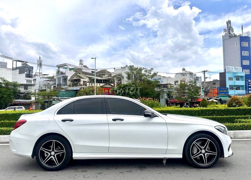 Mercedes-Benz - ảnh 5