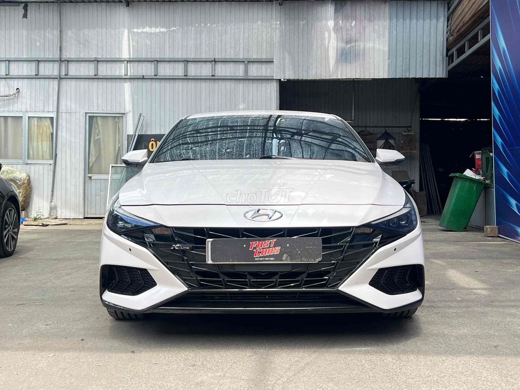 Hyundai Elantra - ảnh 3