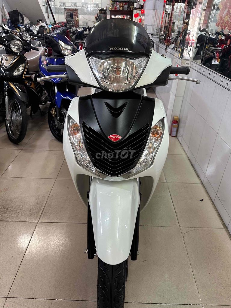Honda 2006 - ảnh 1