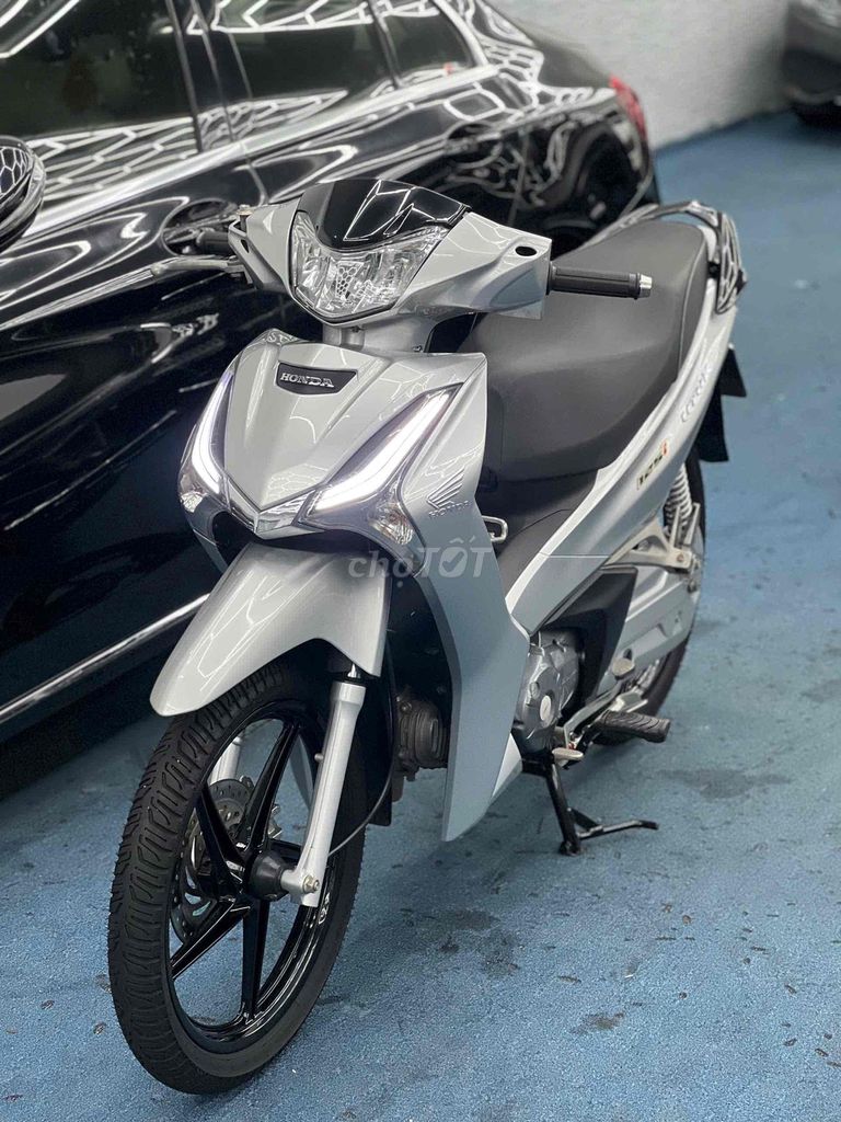 Future 2023 - ảnh 1