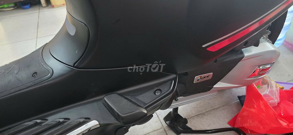 Piaggio Vespa 2022 - ảnh 1