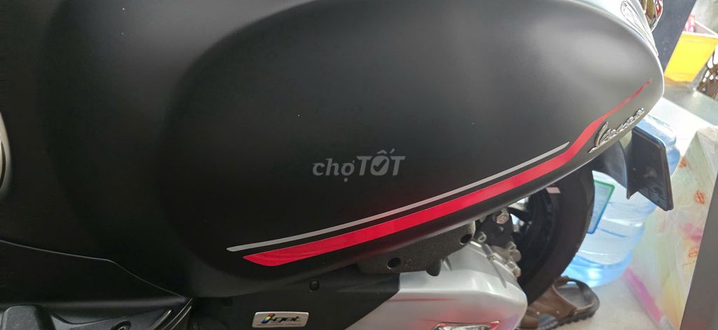 Piaggio Vespa 2022 - ảnh 2