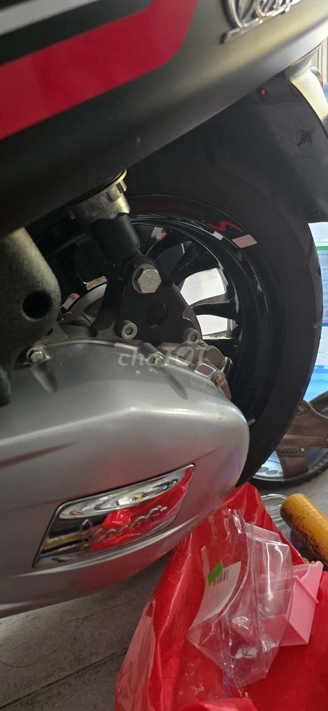 Piaggio Vespa 2022 - ảnh 4