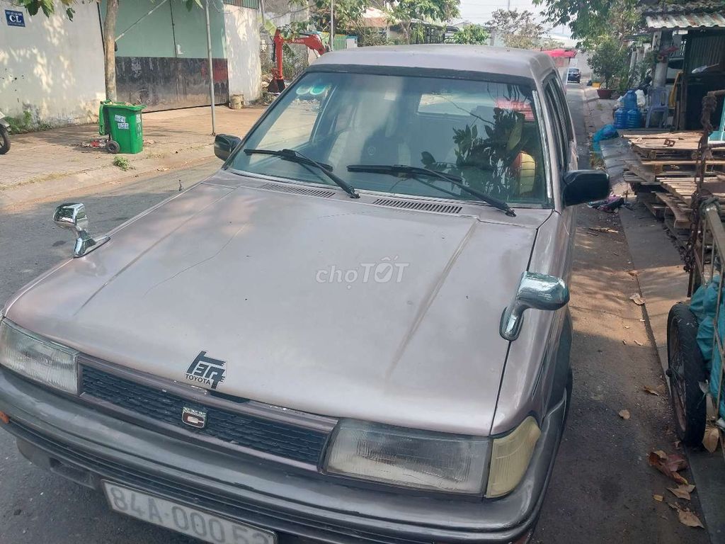 Toyota Corolla 1986 - ảnh 4