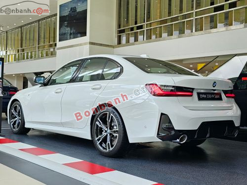 BMW 3 Series 330i M Sport 2025 - ảnh 4