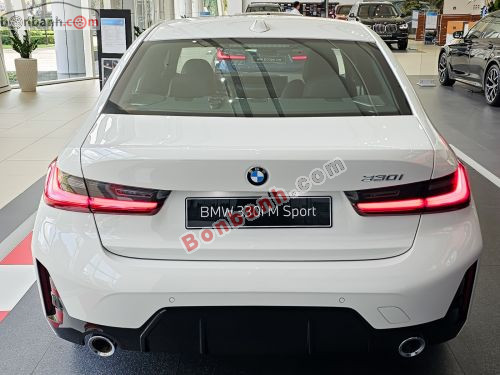 BMW 3 Series 330i M Sport 2025 - ảnh 5